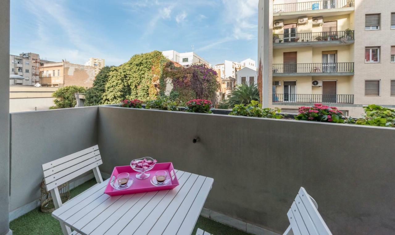 Green Apartment-City Centre 卡利亚里 外观 照片